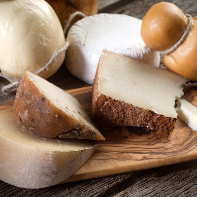 Quai des Oliviers Les meilleurs fromages italiens et de Méditerranée pour vos plateau de fromages à Lyon 2